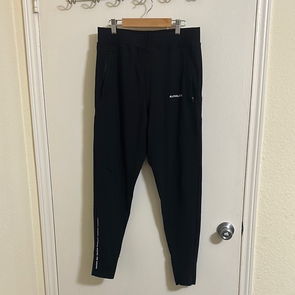 EUC Alphalete Men’s Black Athletic Jogger Sweatpants - Picture 1 of 6